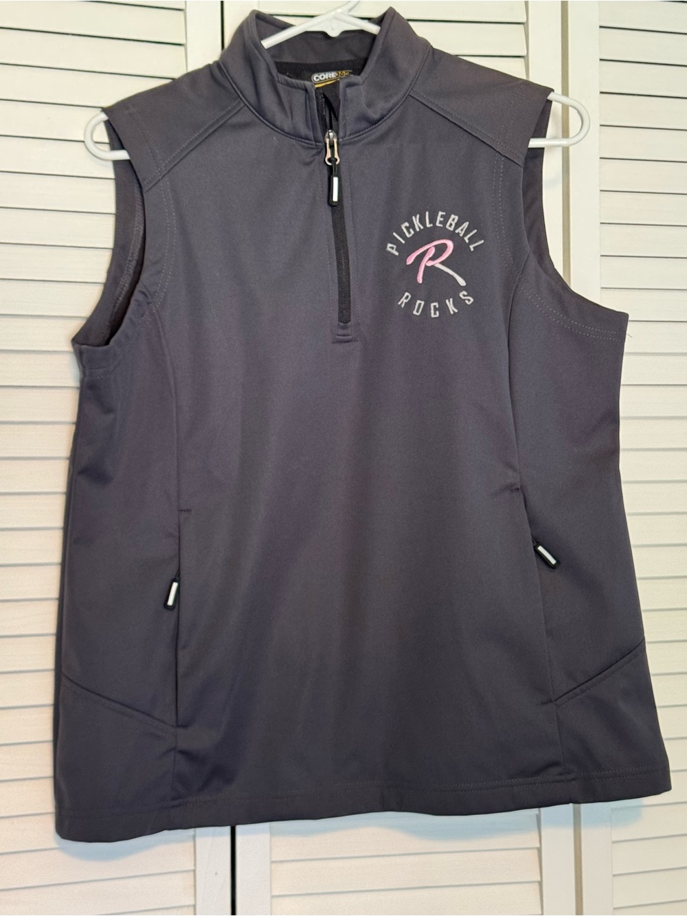 Pickleball Rocks Vest with zipper pockets
